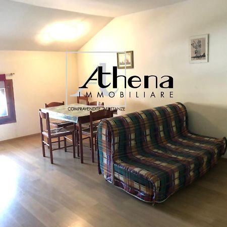 דירות גראדו Riva San Vito 2 מראה חיצוני תמונה